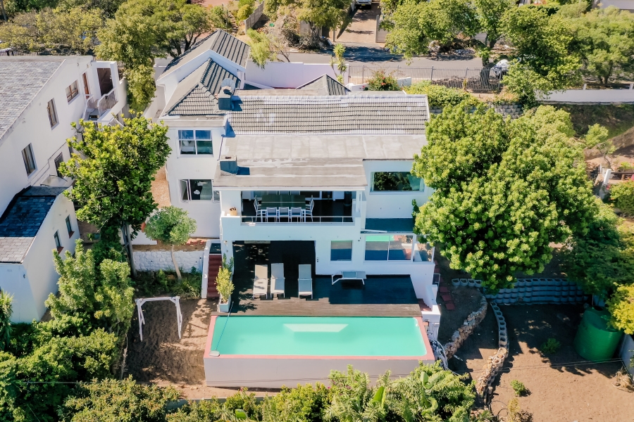 5 Bedroom Property for Sale in Camps Bay Western Cape
